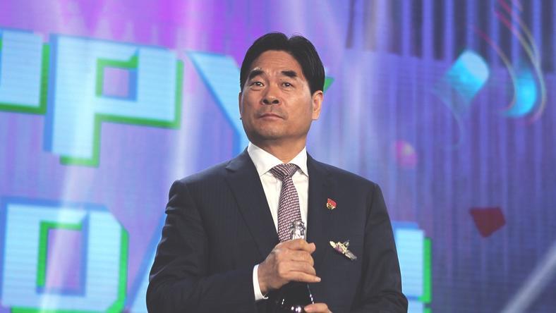 从“骄傲”到“耻辱”:沉浮王振华